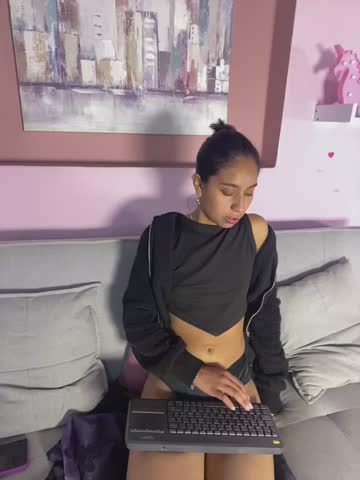 Summer_Pinkk Adult Chat October 21, 2026