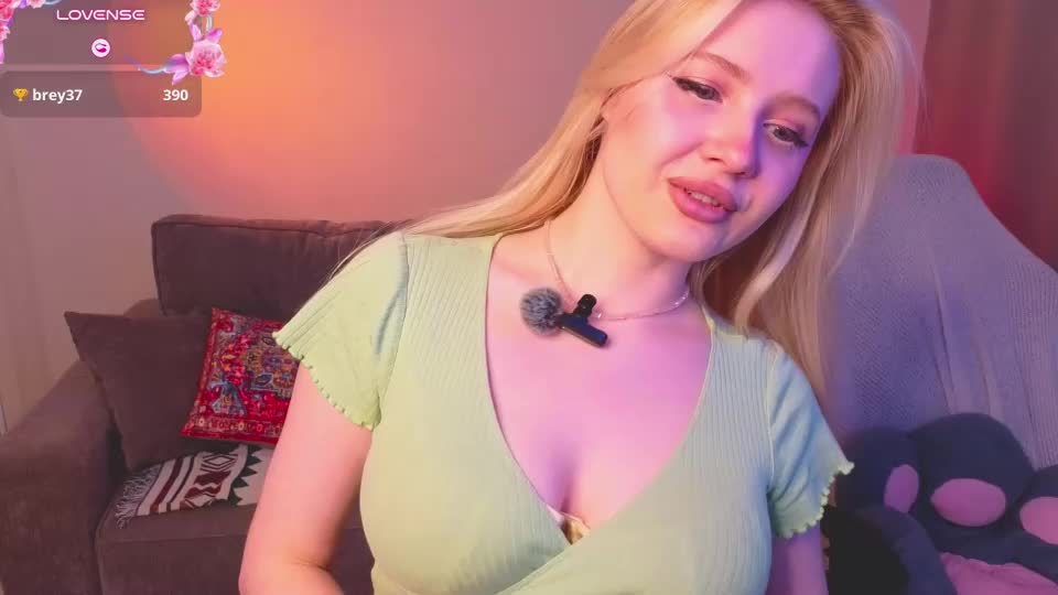 oliviabrownx0 Adult Chat October 22, 2026