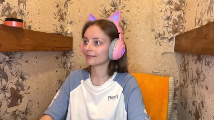 EmyMiu Adult Chat October 22, 2026