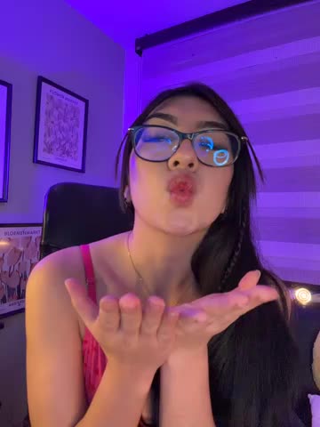 Sydneylux_ Adult Chat October 22, 2026