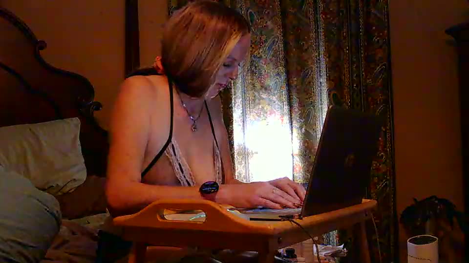 sweet_caroline1214 Adult Chat October 22, 2026