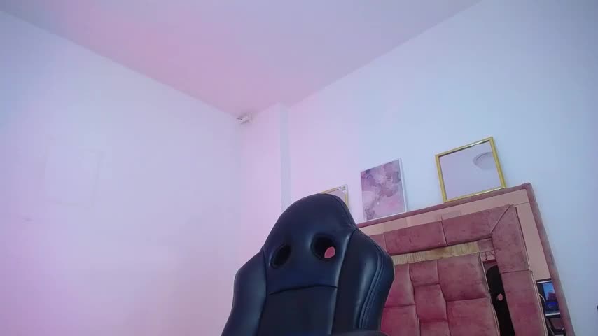 issabella_velvet Adult Chat October 22, 2026