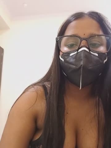 zoya_hot21 Adult Chat October 22, 2026