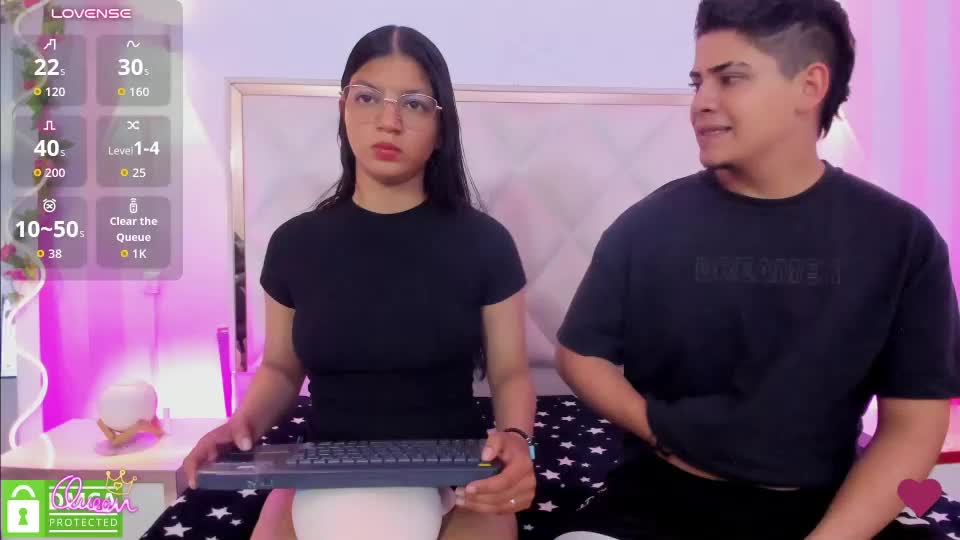 sasha_david_tay Adult Chat October 23, 2026