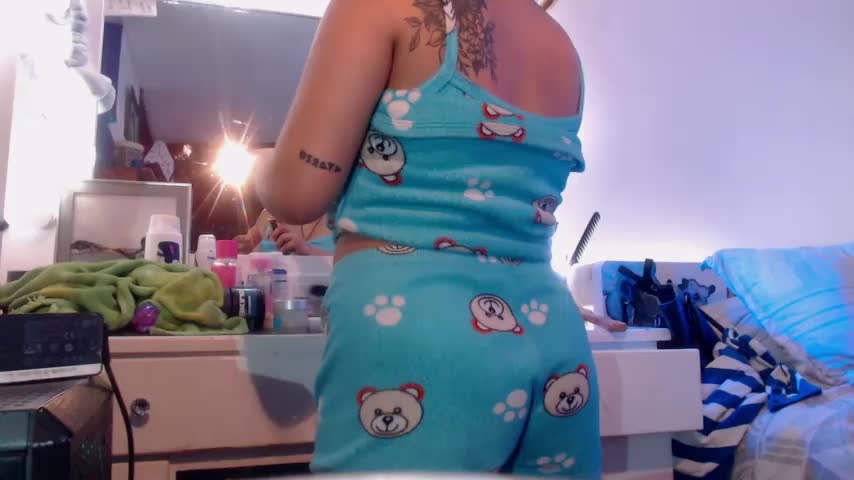 luna_palmerau Adult Chat October 23, 2026
