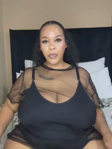 THICKBUNNYCHICKxxx Adult Chat October 22, 2026