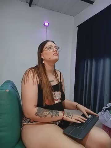kkendallclark Adult Chat October 23, 2026