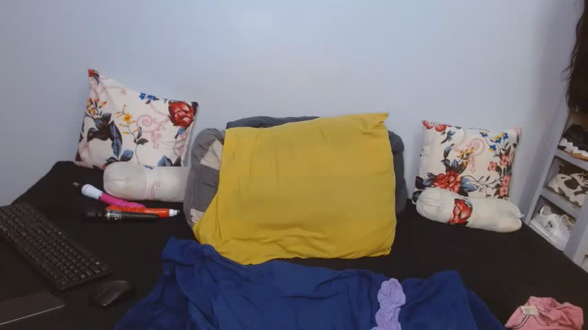 yellowpeachesxxx Adult Chat October 23, 2026