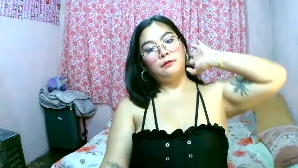 lovely_tinay Adult Chat October 23, 2026
