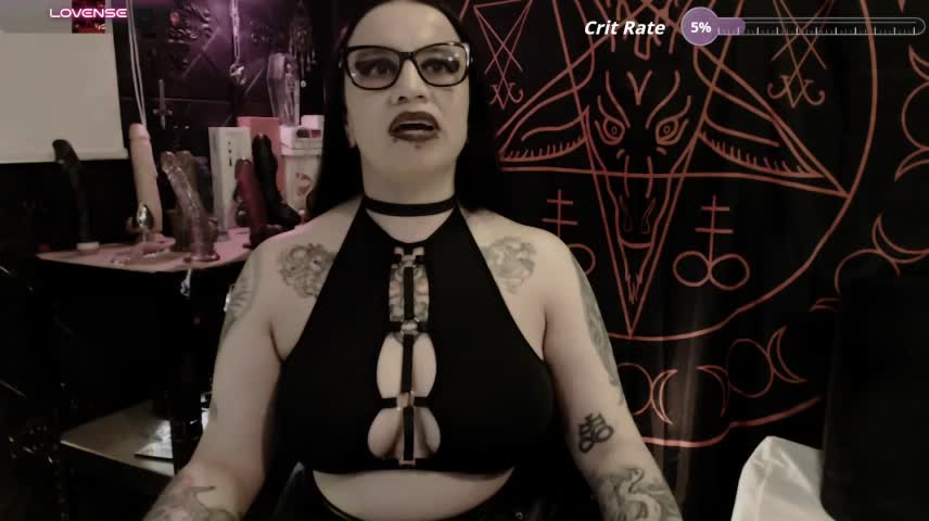 Evil_Queen_666 Adult Chat October 23, 2026