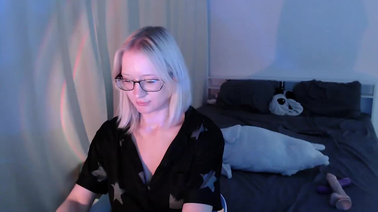 ChloeElegia Adult Chat October 23, 2026