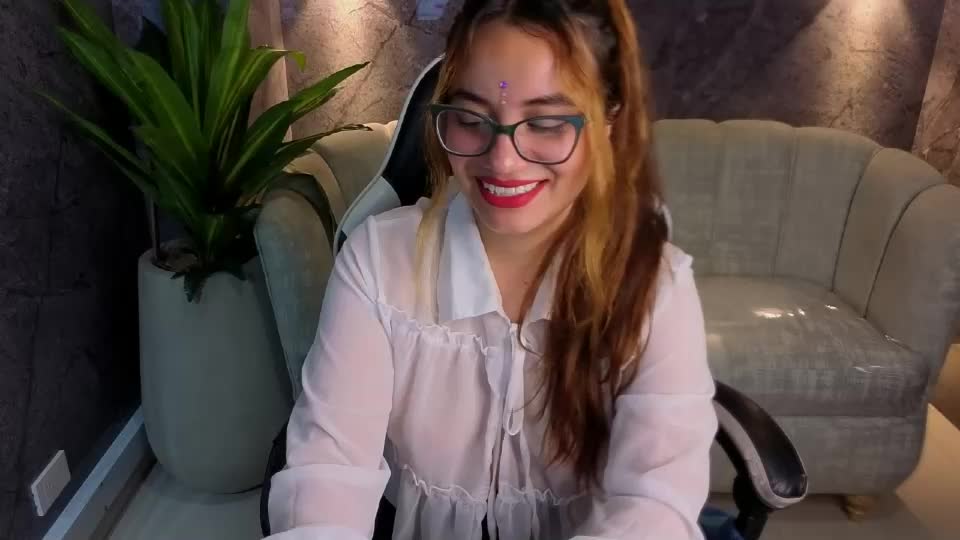 camila_lux_tx Adult Chat October 23, 2026