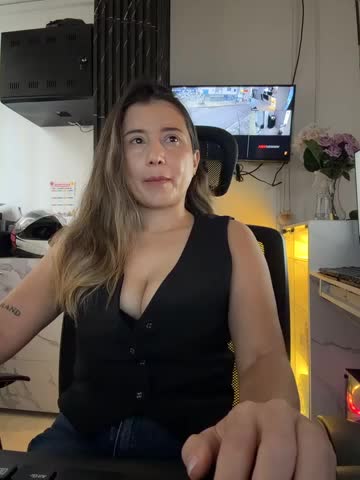 Angela_smile Adult Chat October 24, 2026