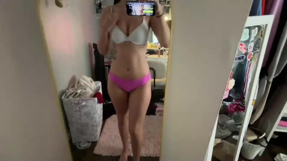 charlottieeeexx Adult Chat October 24, 2026