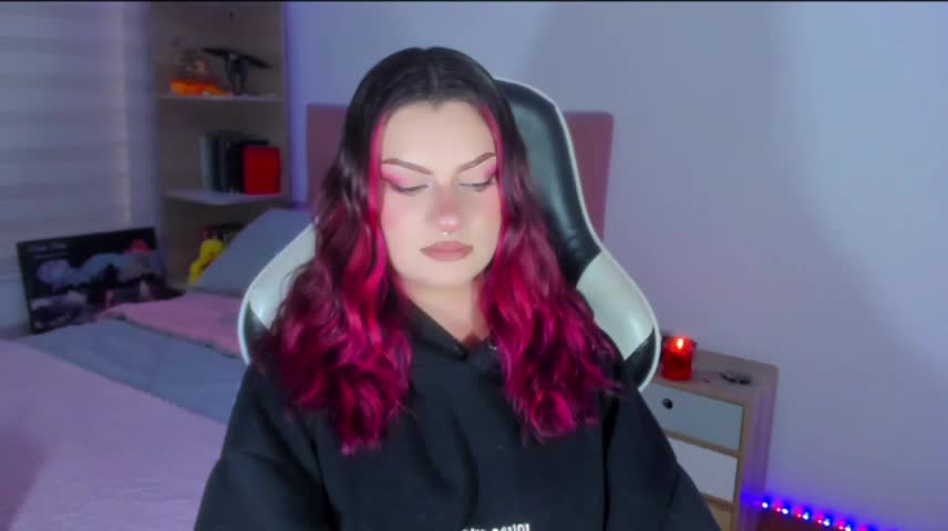 OphelianaRose33 Adult Chat October 24, 2026