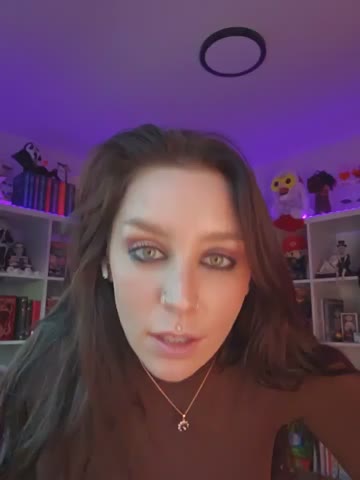 lilylamort Adult Chat October 24, 2026