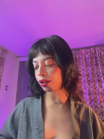 Kitty_arts Adult Chat October 24, 2026
