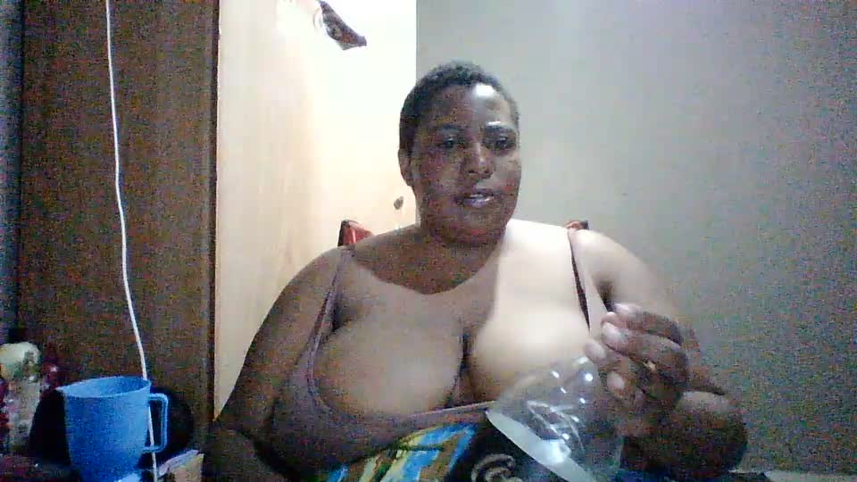 bustyboobs27 Adult Chat October 24, 2026