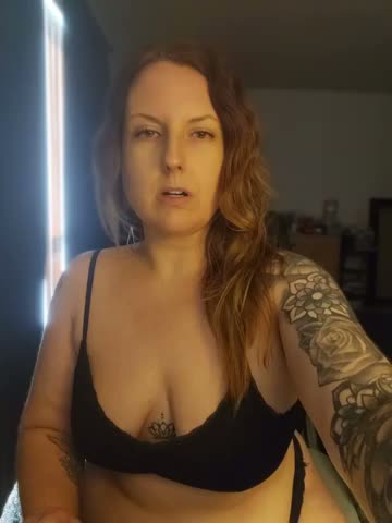 TattedMamaXOXO Adult Chat October 24, 2026