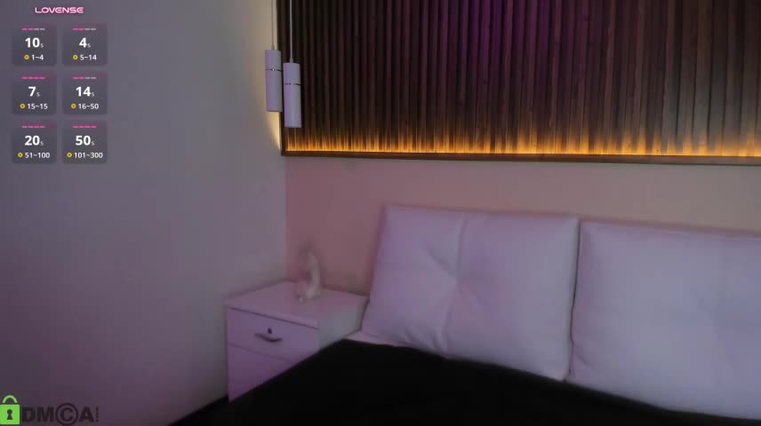 rebecaa_grey Adult Chat October 24, 2026