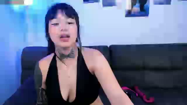 naomi_berckley Adult Chat October 25, 2026
