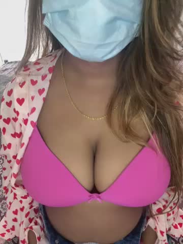 Ashi_Taneza Adult Chat October 25, 2026