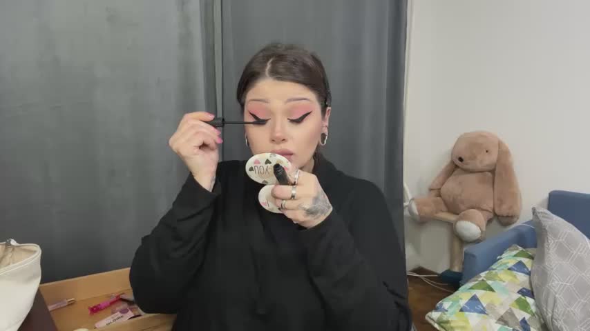 BiancaTarlet_2026-10-23_08-36-10_917 Adult Chat October 25, 2026