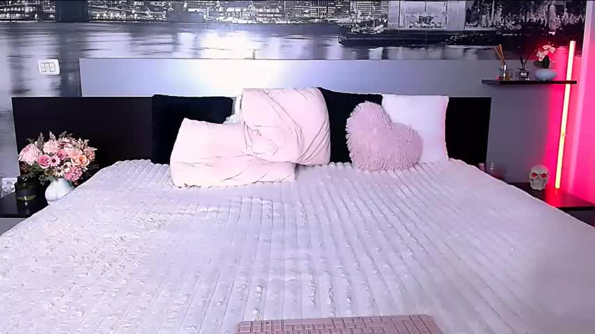 AnneAme_2026-10-23_08-59-52_441 Adult Chat October 25, 2026