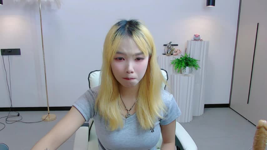 sexy-girl-feifei Adult Chat October 26, 2026