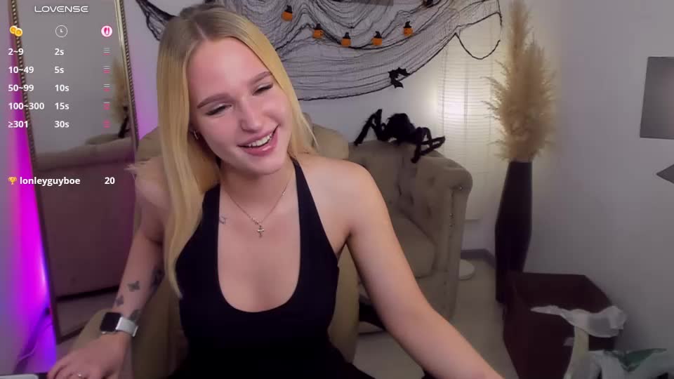 blondie_muse Adult Chat October 26, 2026