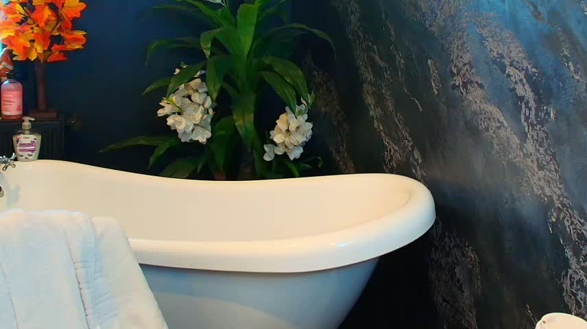 RoxanneJoy Adult Chat October 26, 2026