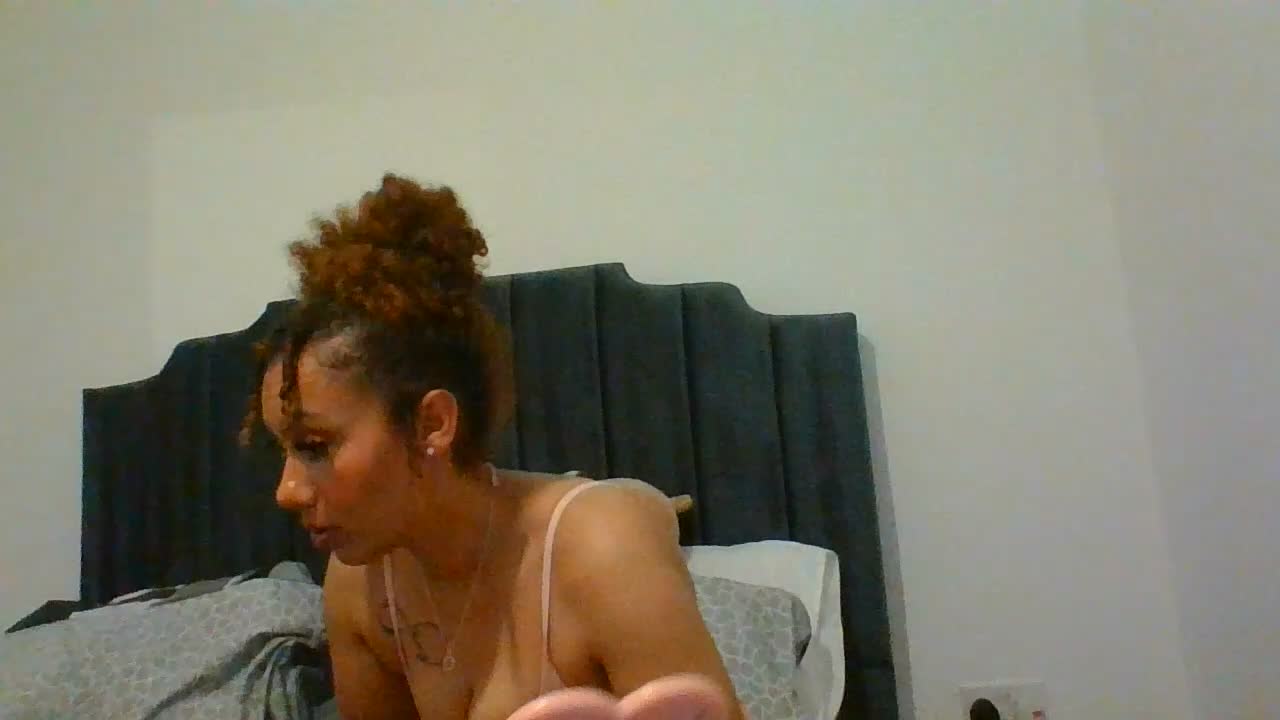 Charl_XOXO Adult Chat October 26, 2026