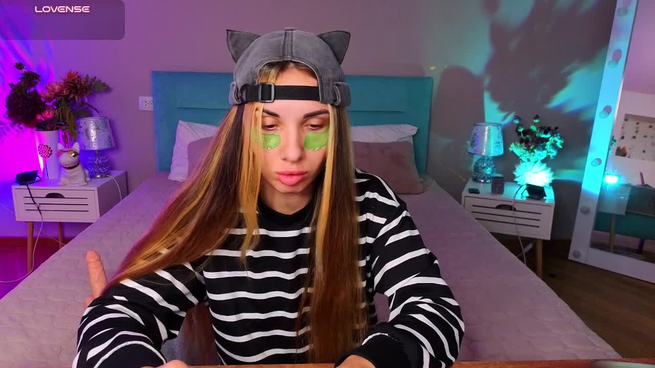 MissAmeliia Adult Chat October 26, 2026