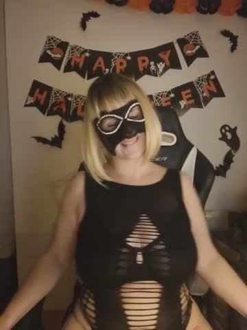 -Sutalija- Adult Chat October 26, 2026