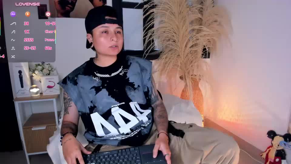 zuryramirezz_ Adult Chat October 27, 2026