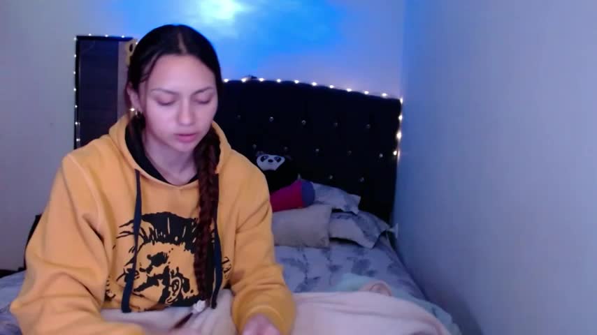 holy_juli Adult Chat October 26, 2026