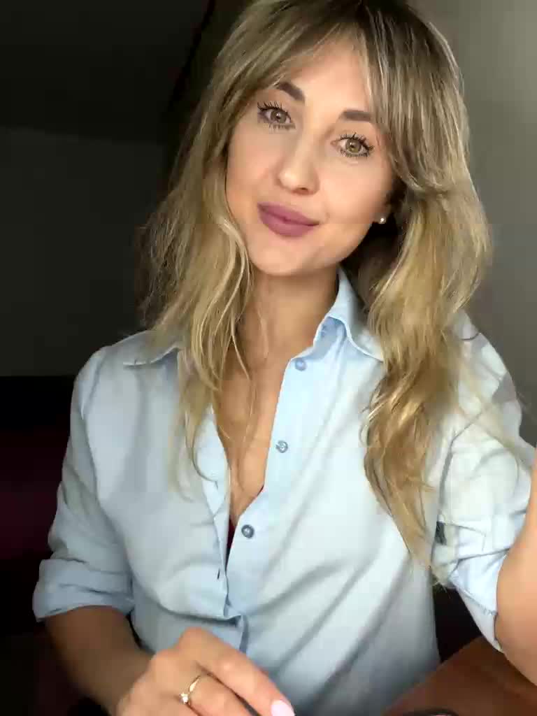 LunaSecret1 Adult Chat October 27, 2026