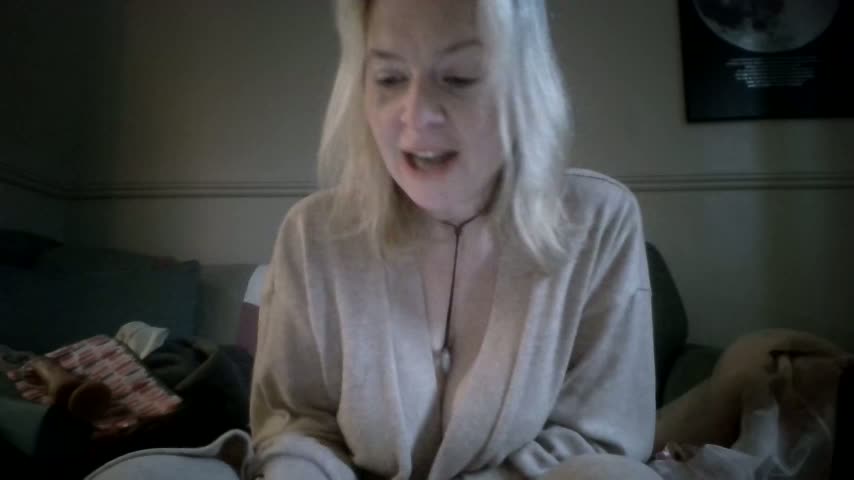 MrsMercedes26 Adult Chat October 27, 2026