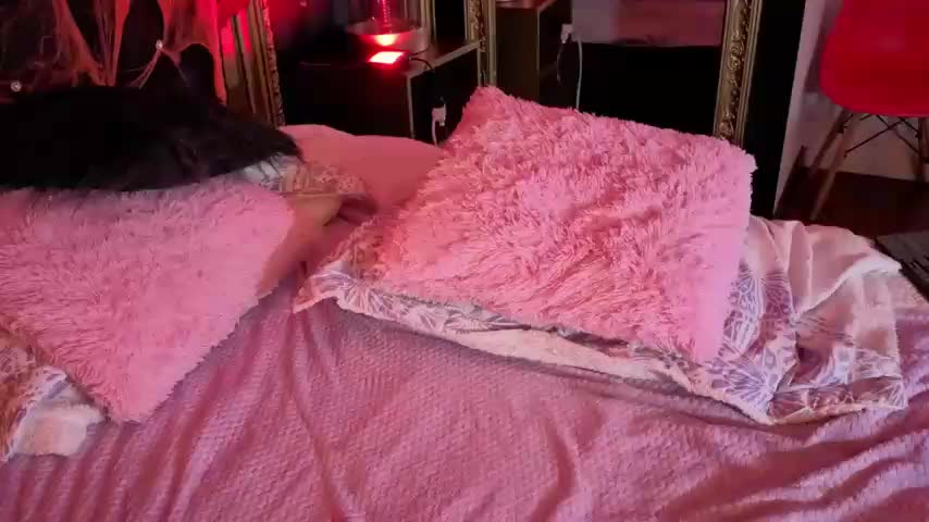 Gahia_Thompson Adult Chat October 28, 2026