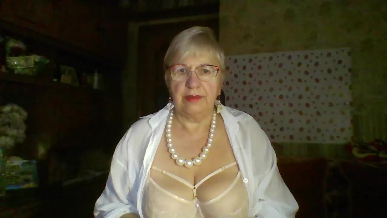 SweetCherry00 Adult Chat October 27, 2026