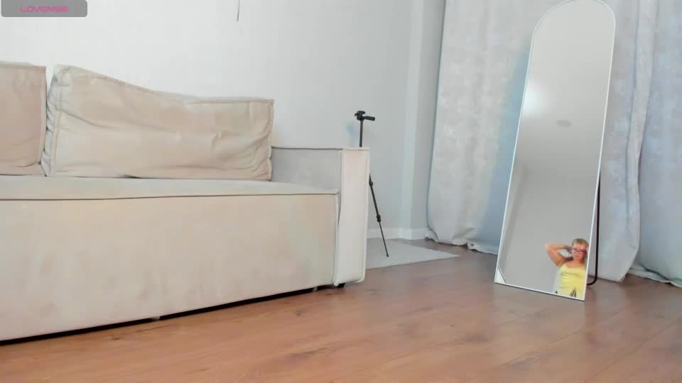alessia_lee5 Adult Chat October 27, 2026