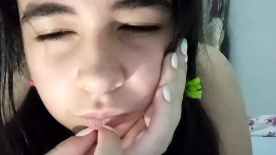 ellielee1 Adult Chat October 28, 2026