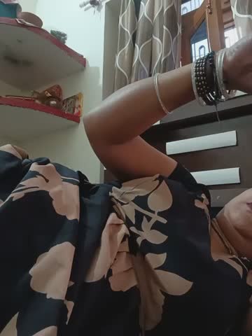 Heyy_Anshi Adult Chat October 28, 2026