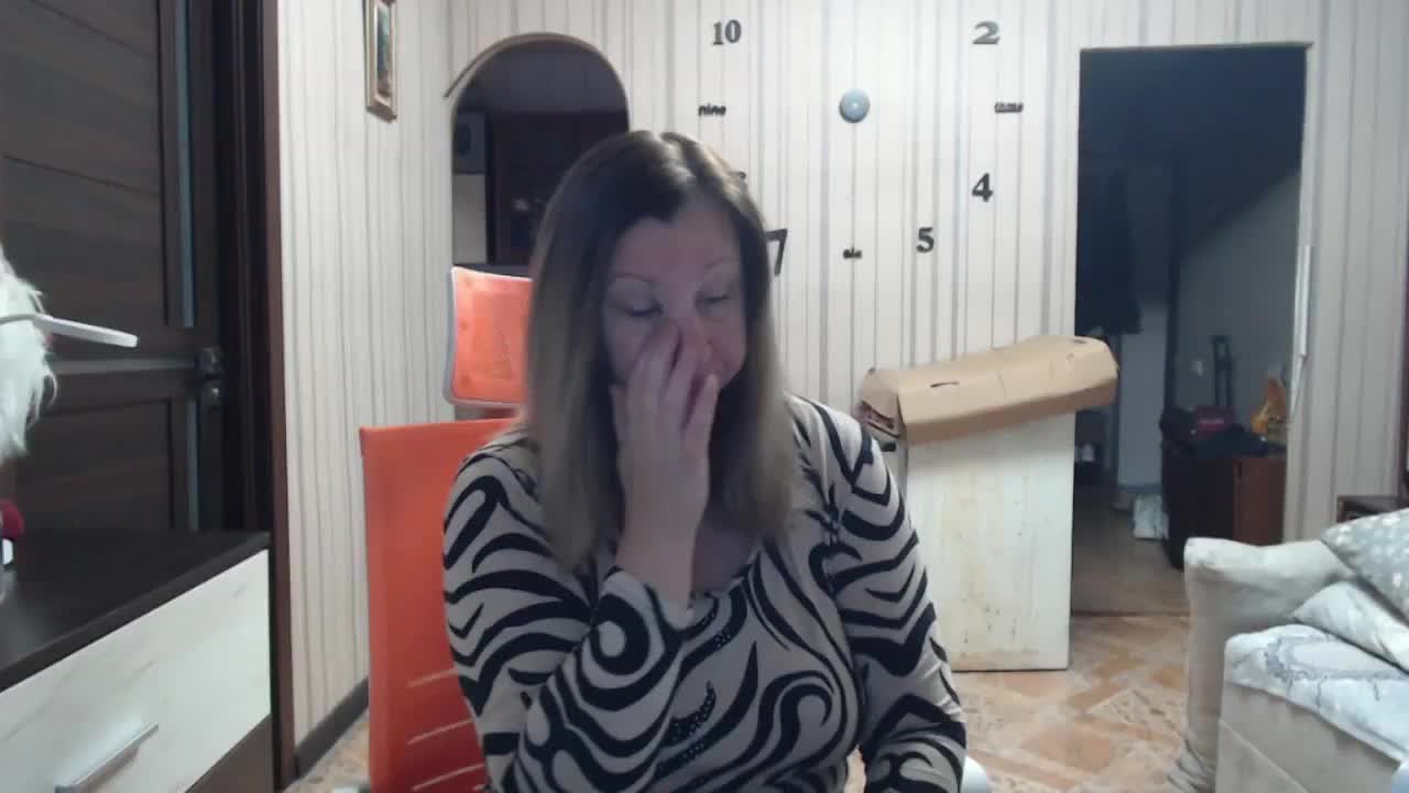 BustyBlondy Adult Chat October 28, 2026