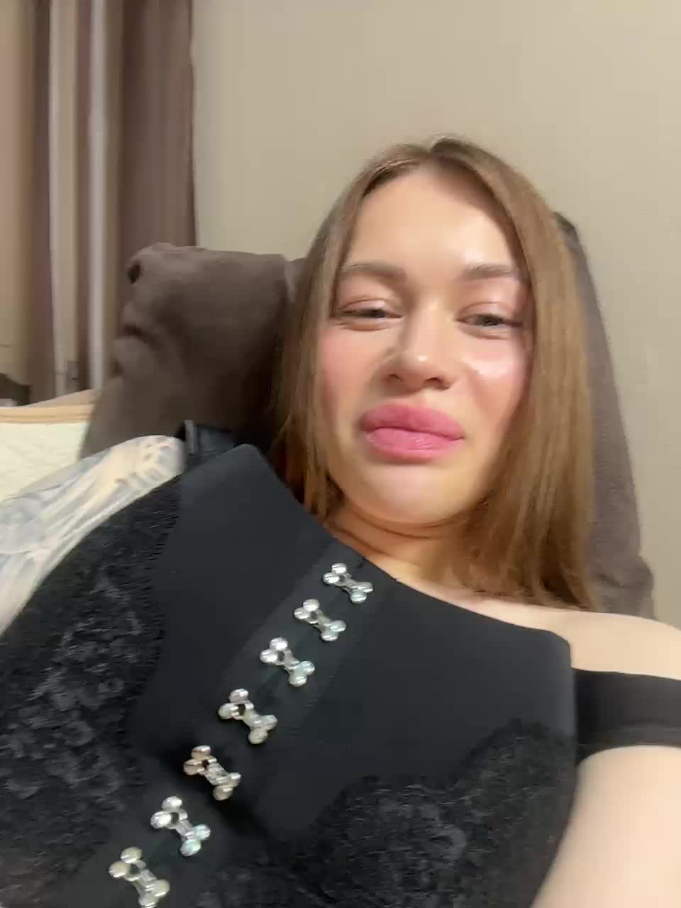 nikaxx Adult Chat October 28, 2026