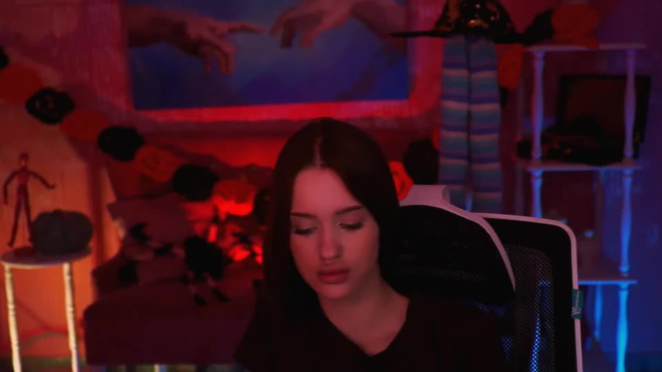 angelaholmes Adult Chat October 29, 2026