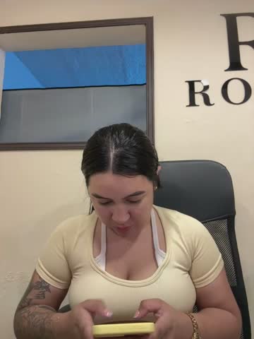 Pretty_Isadora Adult Chat October 29, 2026