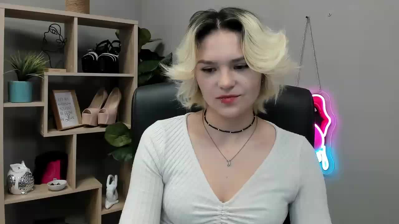 SweetLilyxo Adult Chat October 29, 2026